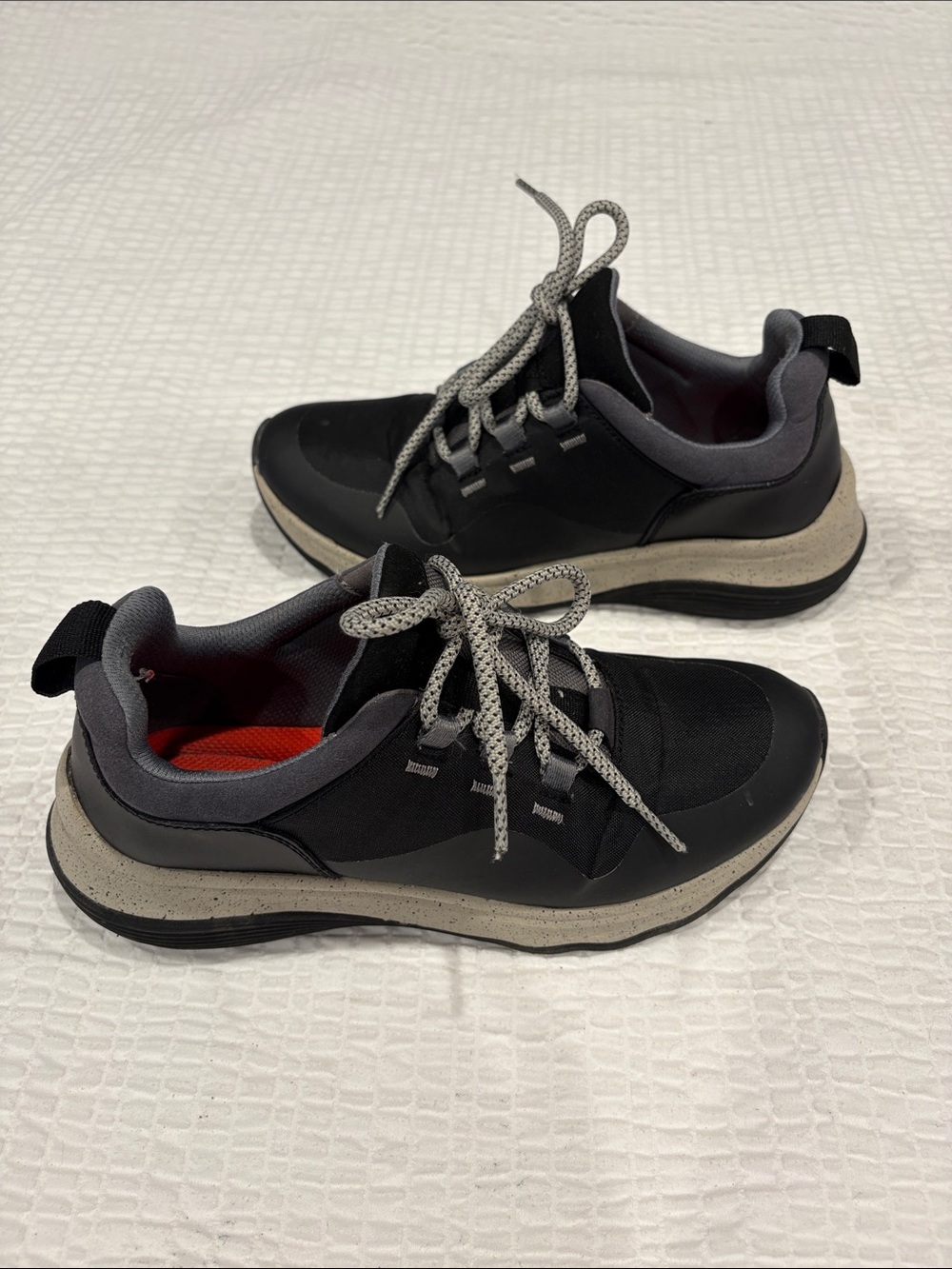 Clarks Women’s Jaunt Lace Water Resistant Walking Shoes
Size 7.5